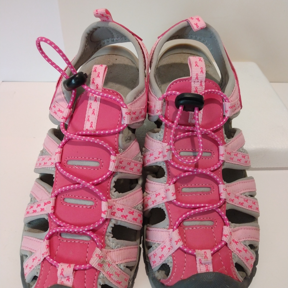 Breast Cancer Site, pink sandals with ribbons sz 7